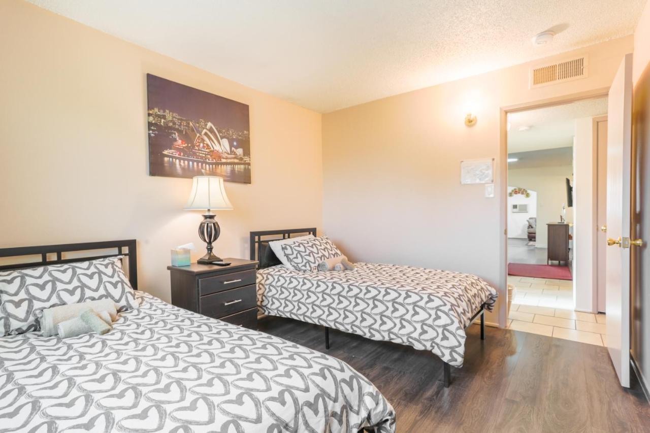 Vacation Home 3.5 Mi To Strip/Dt/Outlt Up To 8 Gst Лас-Вегас Екстер'єр фото