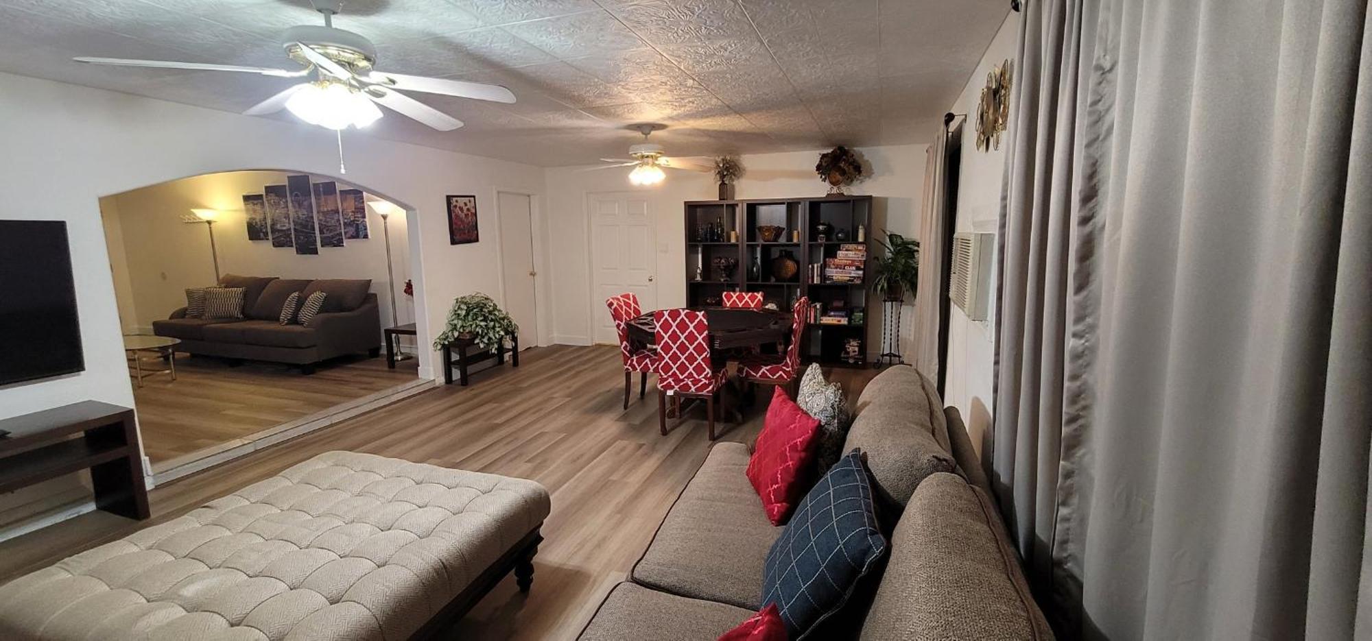 Vacation Home 3.5 Mi To Strip/Dt/Outlt Up To 8 Gst Лас-Вегас Екстер'єр фото