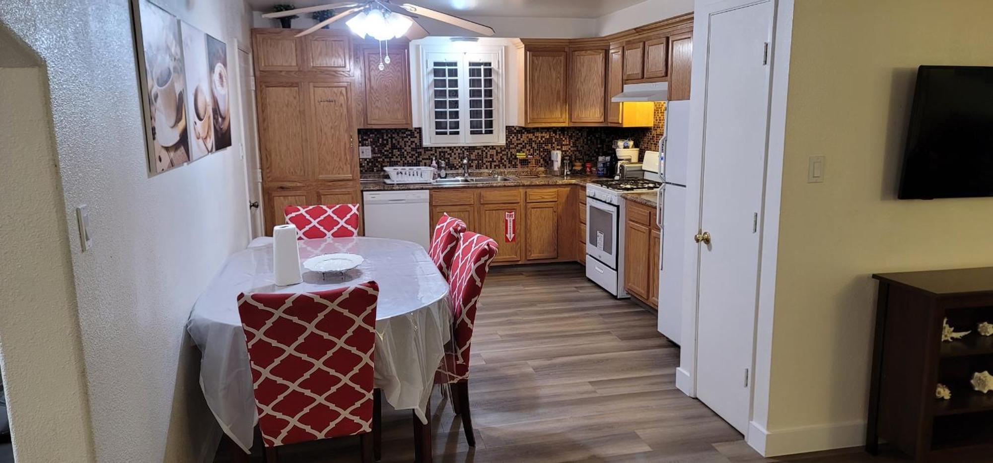 Vacation Home 3.5 Mi To Strip/Dt/Outlt Up To 8 Gst Лас-Вегас Екстер'єр фото