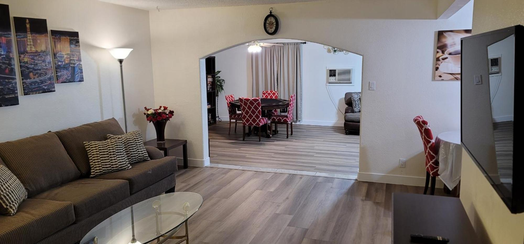 Vacation Home 3.5 Mi To Strip/Dt/Outlt Up To 8 Gst Лас-Вегас Екстер'єр фото